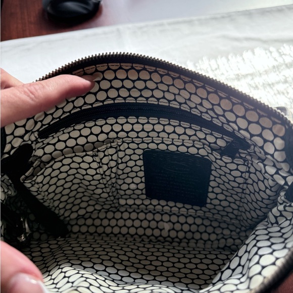 Brighton Leather Croc Embossed Crossbody Bag Black Brown - Picture 6 of 9